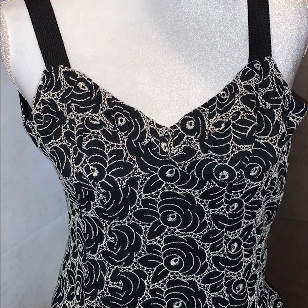 Flirty & Fun Dress-Floral Print w/LaceUp Back - Picture 2 of 8